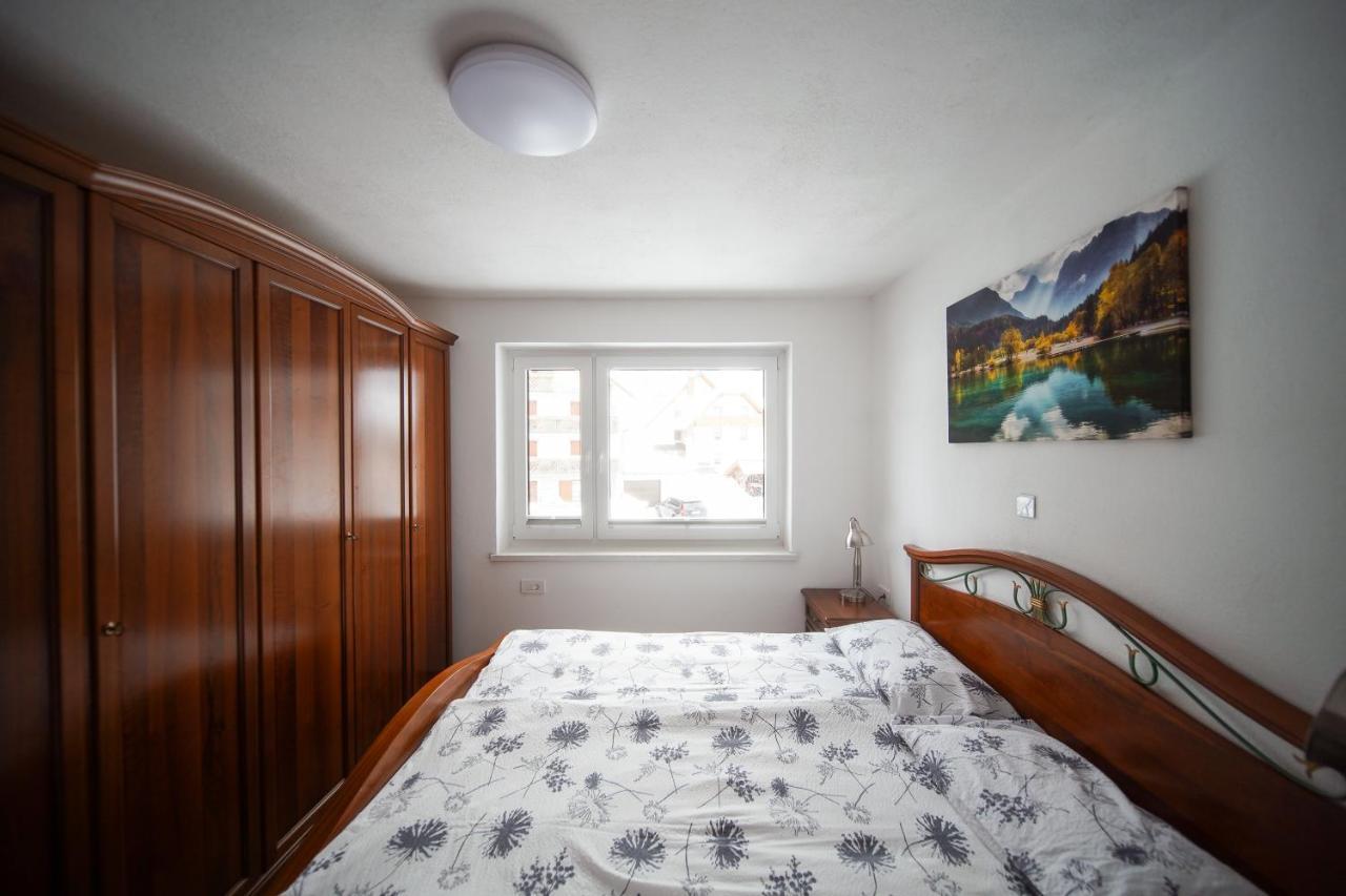 דירות Cozy Nest In The Heart Of קרנייסקה גורה מראה חיצוני תמונה